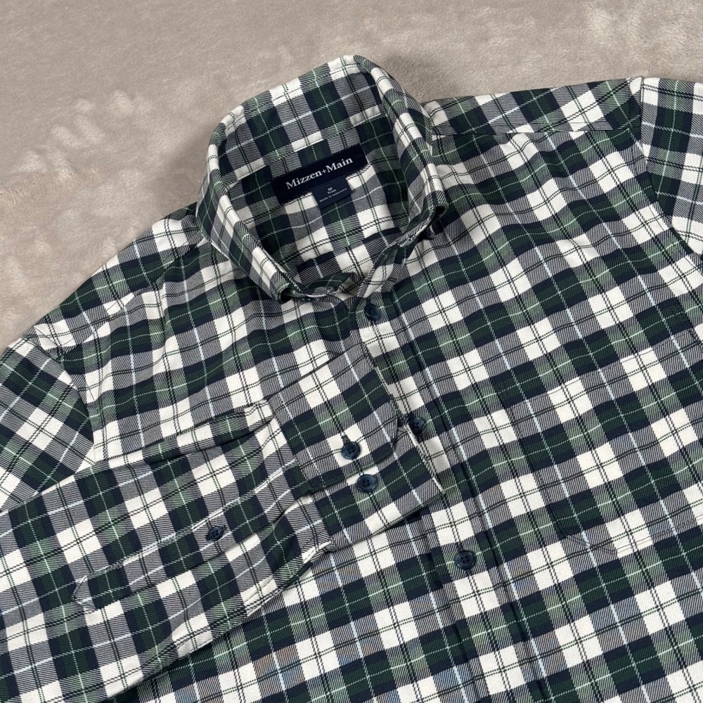 Mizzen+Main Button Down Shirt Mens M Green Plaid Trim Fit Performance Stretch